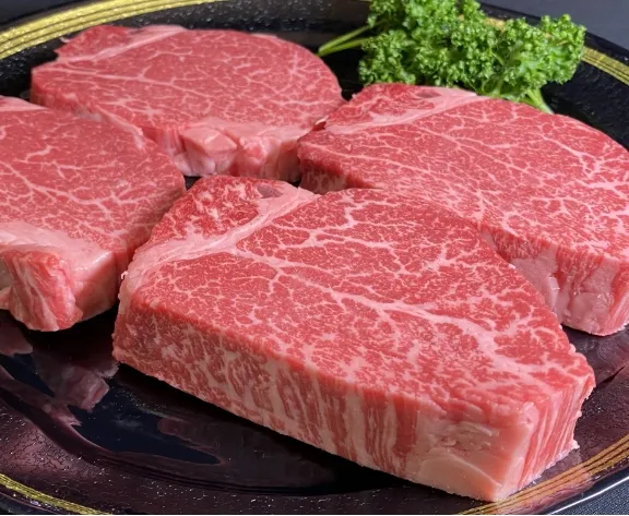 Industrial Wagyu Beef Cubes Dried Chicken Steak From Japan Buffalo Meat Omasum Carcass Parts Frozen Meat Importer Packaged Bag