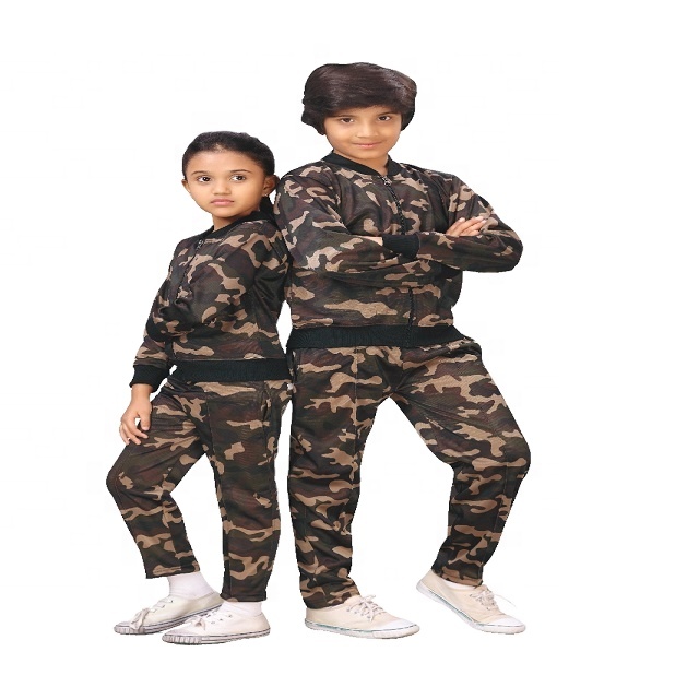 Superb Quality Custom Logo and Designs Sports Uniform Camouflage Print Track Suit Set For Unisex