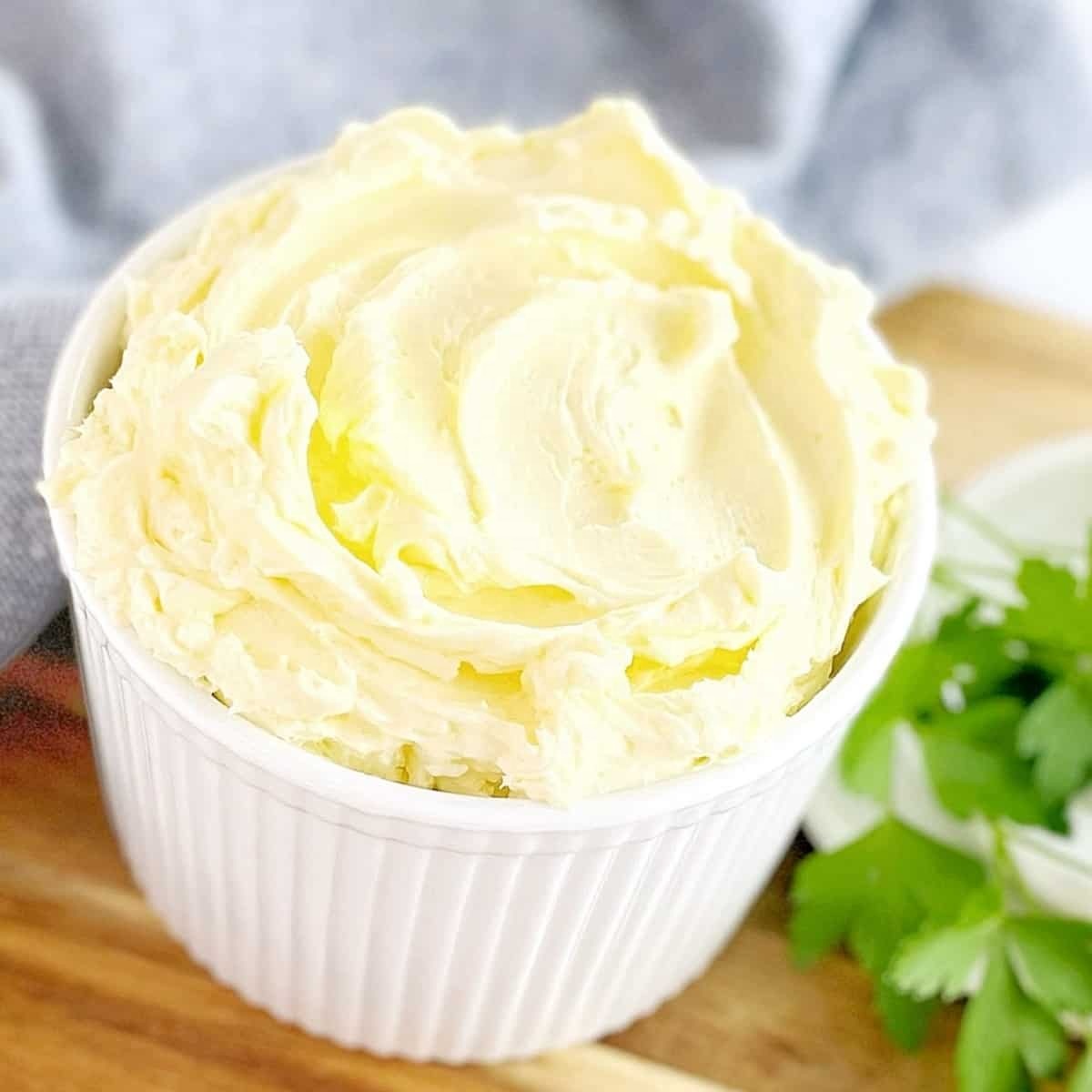 Соленое и несоленое масло 82% жир для продажи