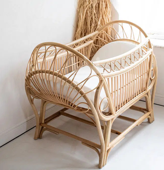 Vietnam factory rattan bassinet baby crib ultimate baby crib for your newborn baby new arrival