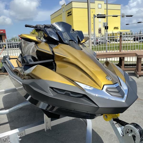 100% активный бренд, новинка, Kawasaki Jet Ski Ultra 310LX и Ultra 310R
