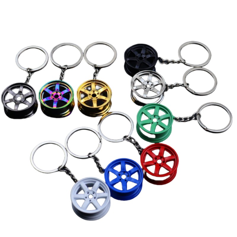 Wholesale Metal Car Parts Accessories Key chain Luxury Car Wheel Hub Alloy Keychain with Brake Disc Pendant Key ring