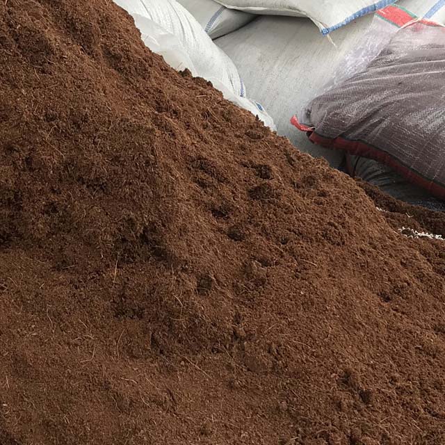 Cocopeat Bulk Cocopeat Low EC кокосовый торф низкий EC Индонезия Cocopeat