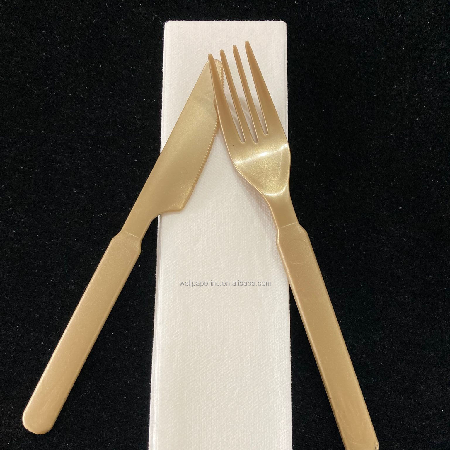 Hot Sale: Slim-shaped Airlaid Dinner napkin for Cutlery Pouch 16"x16"  Case of 1000 