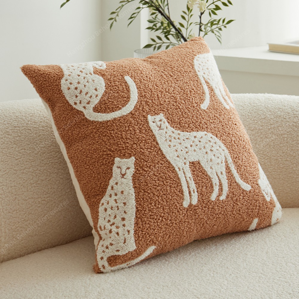 Custom Teddy Fleece Fabric 18x18inch Pillows Cover Embroidered Cushion Cover