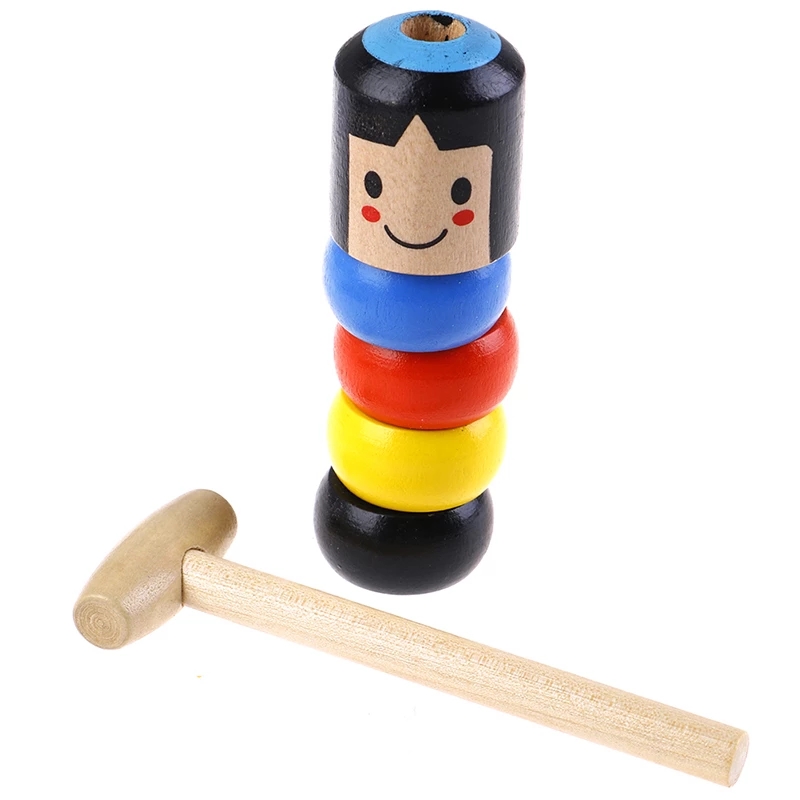 Деревянная небьющаяся волшебная игрушка Daruma для съемки крупным планом