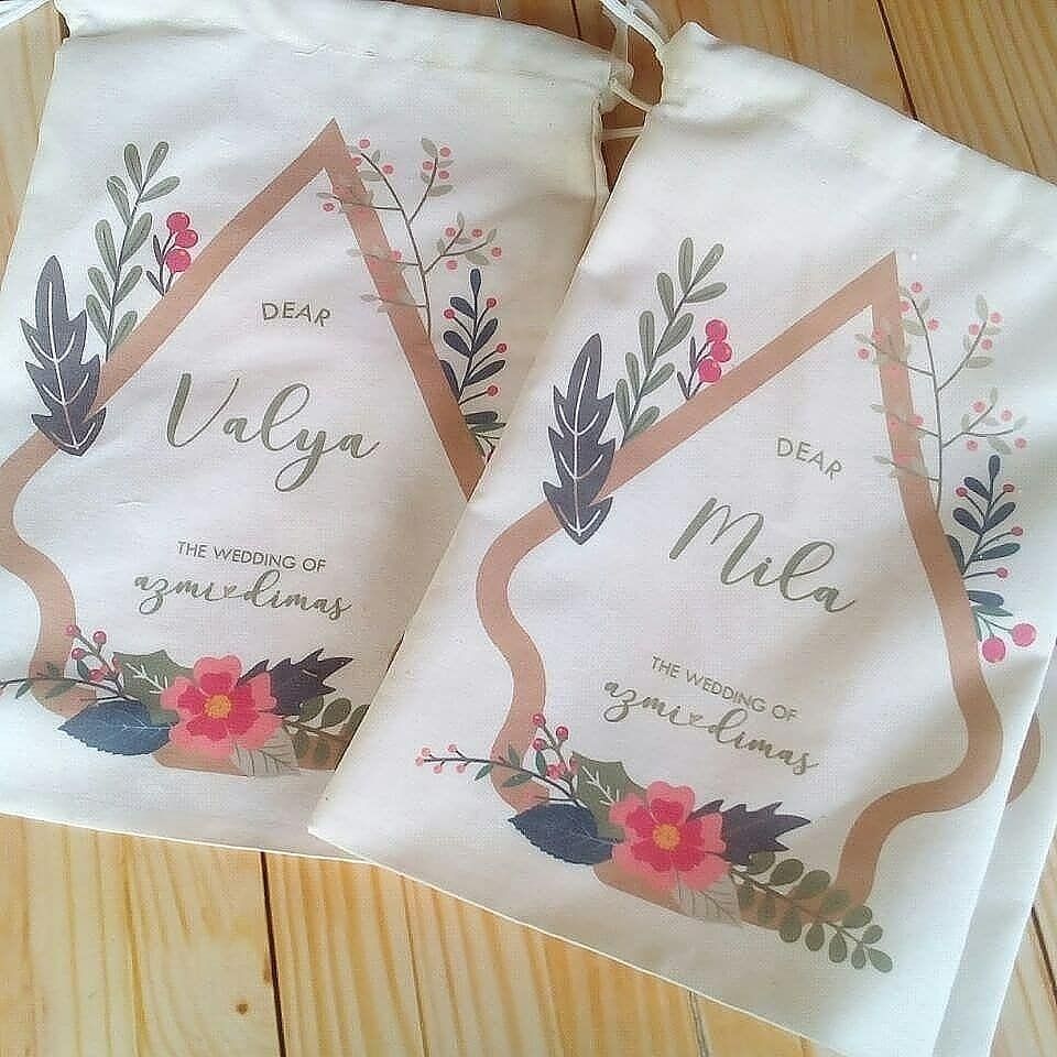 high quality cotton canvas drawstring bag jewelry pouch with personal designed logo printed