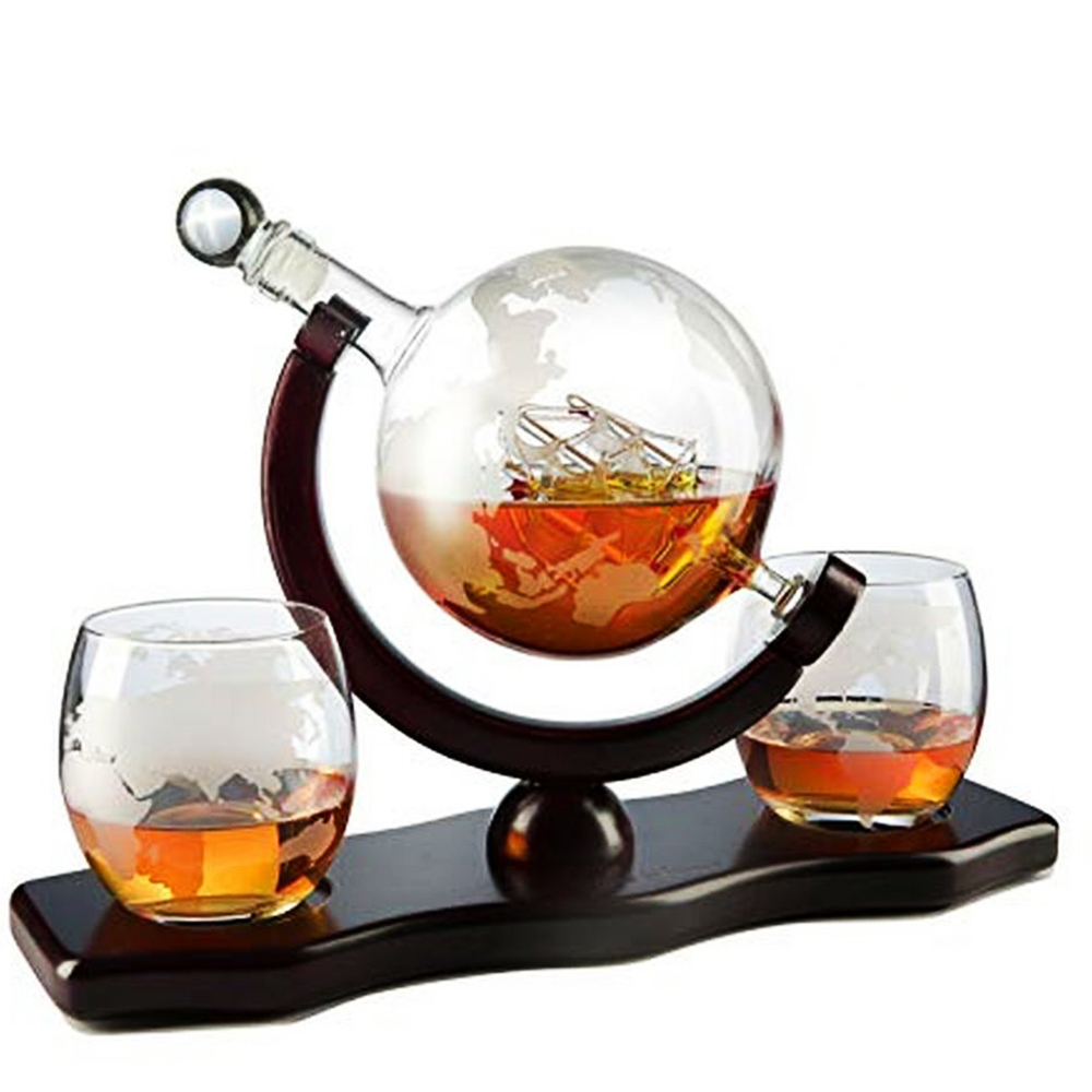 World Etched Whisky Decanter And Glasses Globe Set For Sale