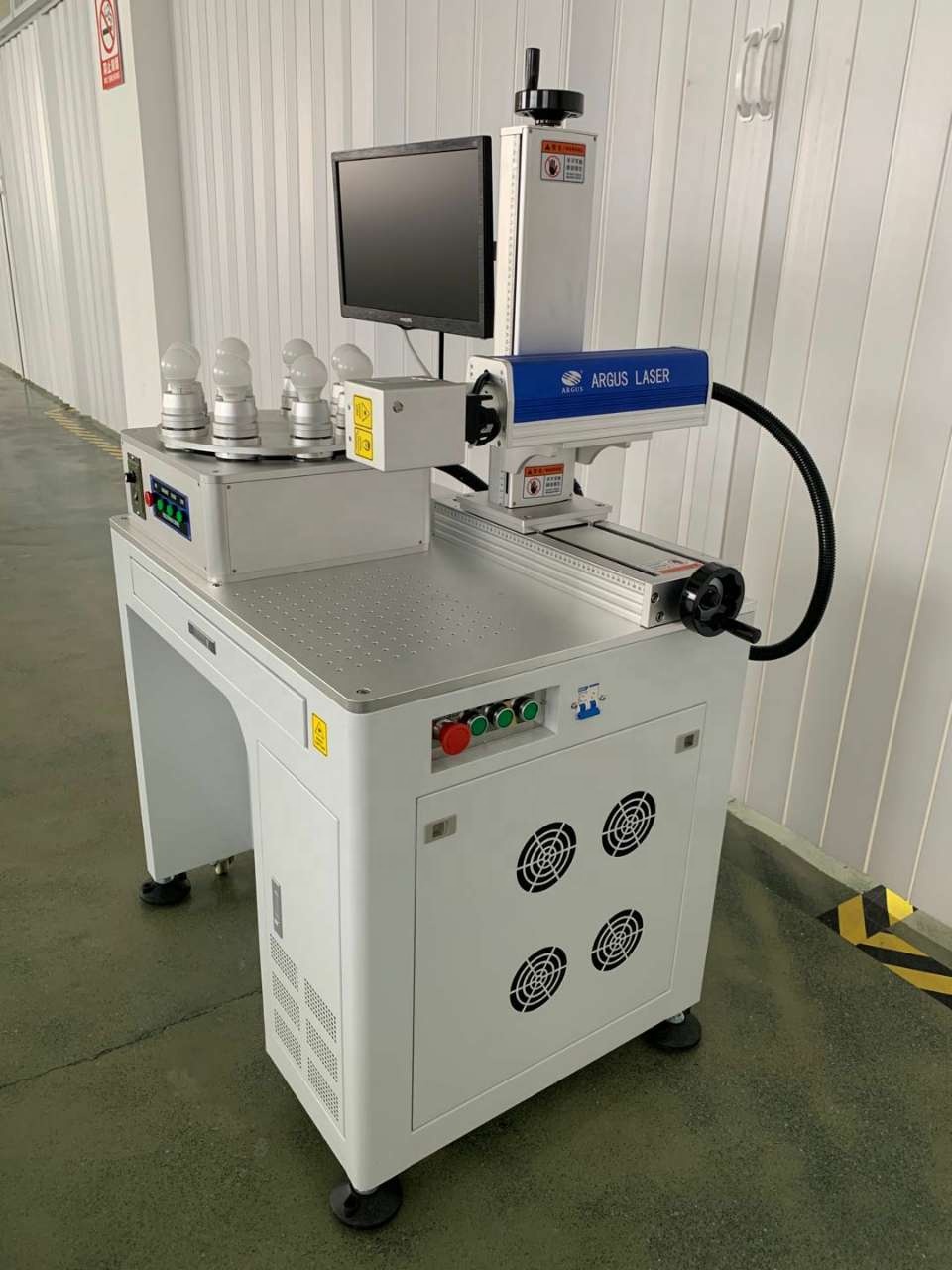 LED bulbs fiber laser marking machine desktop laser printer with multi-station