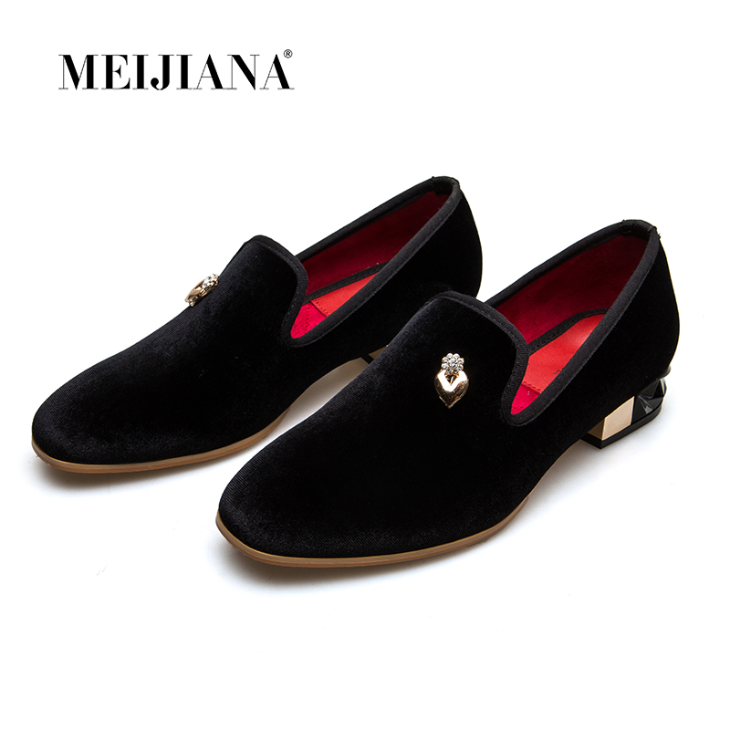 Новые однотонные летние женские брендовые туфли MEIJIANA 2019, туфли-лоферы с металлическим кулоном