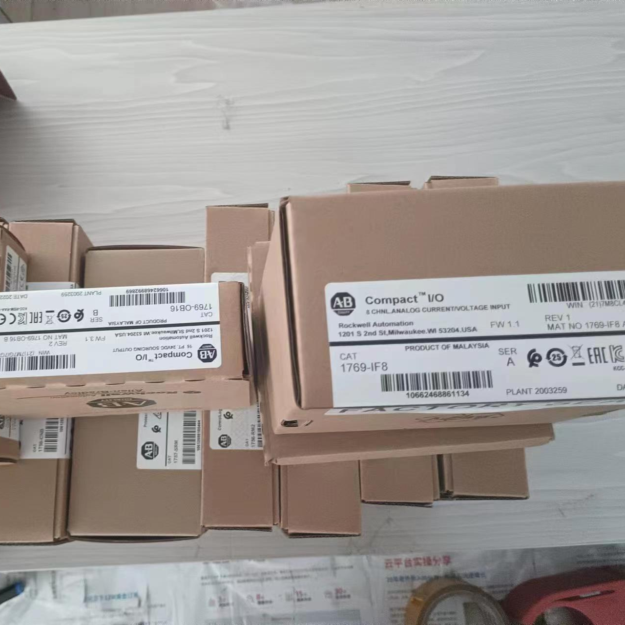 Оригинальный оригинальный запас 1757-SRM 1756-IB16 1769-IQ16 1769-OB16 1756-IF6I 1769-IF8 новый оригинальный модуль питания