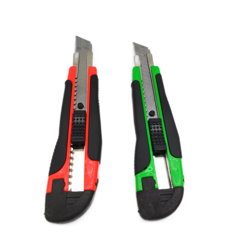 Factory Price Stationery Cutter glass knife with 18mm retractable Blade wallpaper utility knife