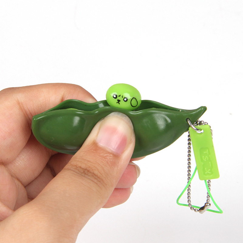 Cross-Border Wholesale Plastic Vent Toy Unlimited Relaxing Edamame Pea Pod Keychain Promotional Toys