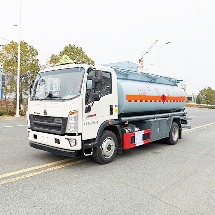 Sinotruck 5000 литровый мини-Масляный грузовик howo для продажи