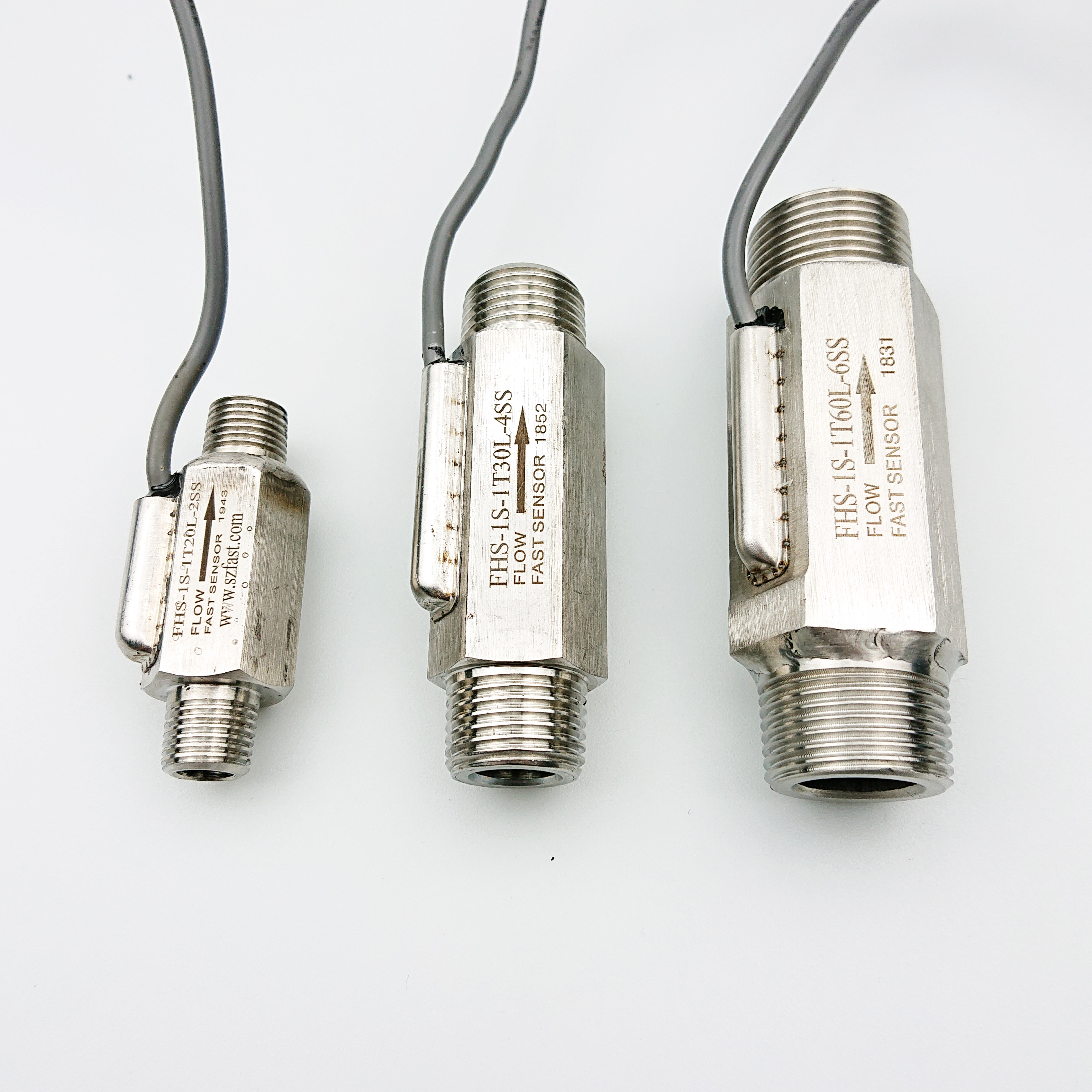 Фабрика NPT3/4 "дюймовые рыболовные плоскогубцы из нержавеющей стали, Холла/импульсный датчик расходомера воды 1 ~ 60LPM с 3 провода