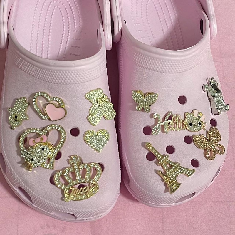 Оптовая продажа Diy популярный золотой и серебряный Металл с бриллиантами Croc аксессуары для украшения обуви для sanrio аксессуары croc амулеты