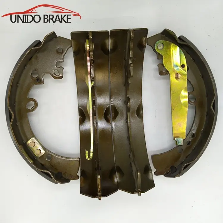 Good quality brake shoe set K2335 with accessory for HILUX PICKUP