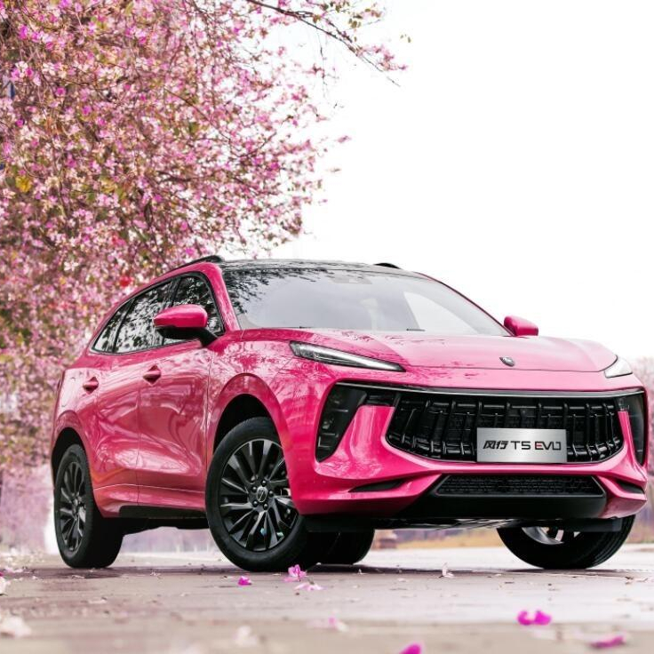 Китайский завод, автоматический внедорожник Dongfeng Forthing T5 EVO, Лидер продаж