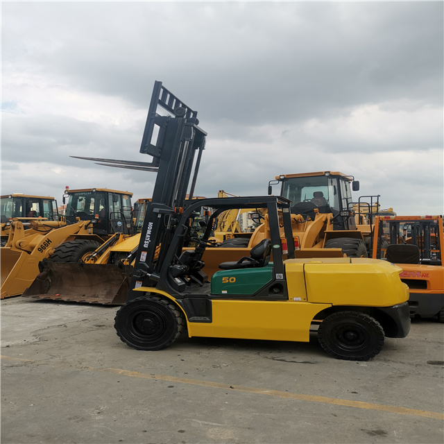 used wheel forklift use komatsu 5t forklift on sale !