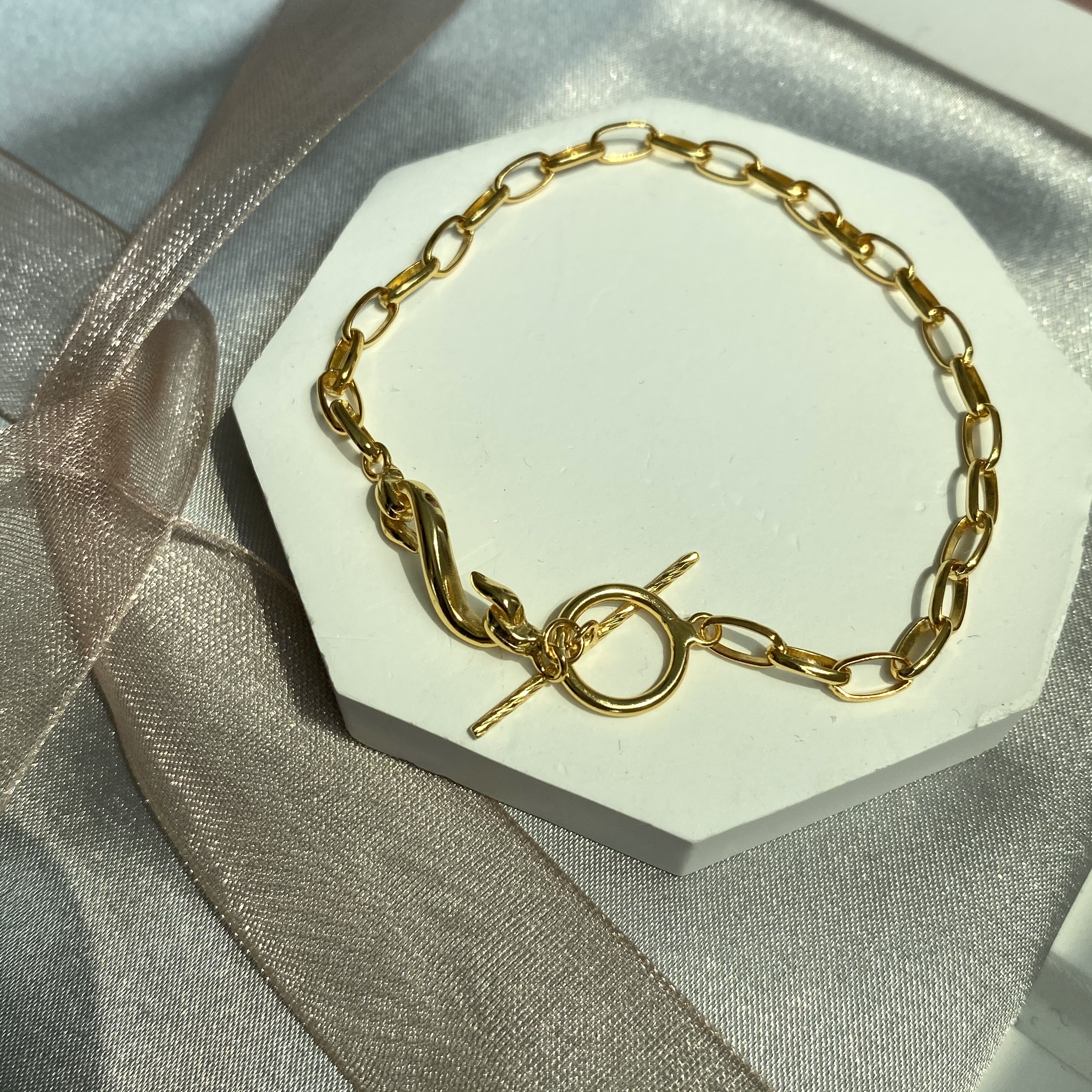 Dylam S925 стерлингового серебра с застежкой позолоченный Infinity Теннисный браслет со знаком бесконечности ювелирные изделия для девушек