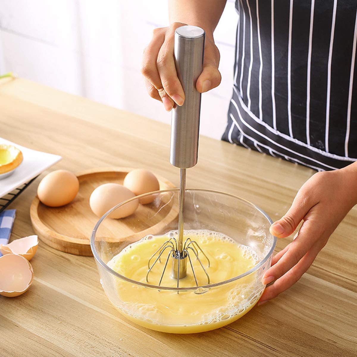Easy Clean 403 stainless Steel Semi-Auto Wonder Egg Beater Whisk For Mixing And Stirring