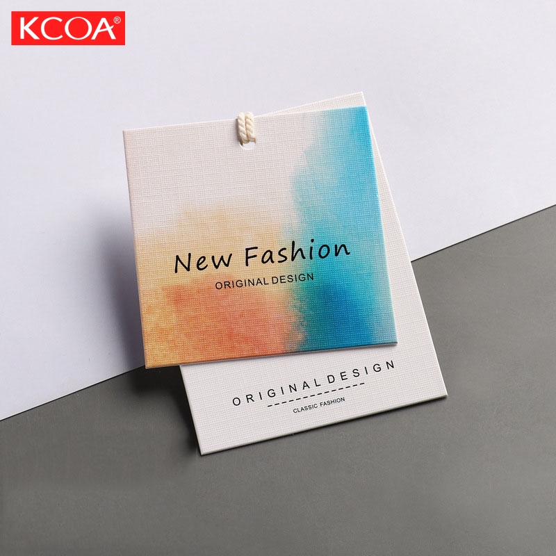 1000PCS $35 Fashion Custom Design Printing Garment Paper Swing Product Hang Tag For Clothing