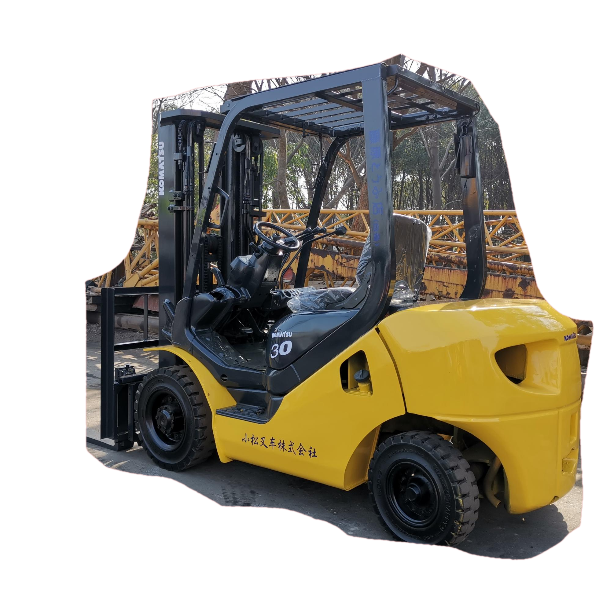 Komatsu 3Ton japan FD30-16 used diesel forklift original 4D94 engine gantry height 4500mm automatic movement
