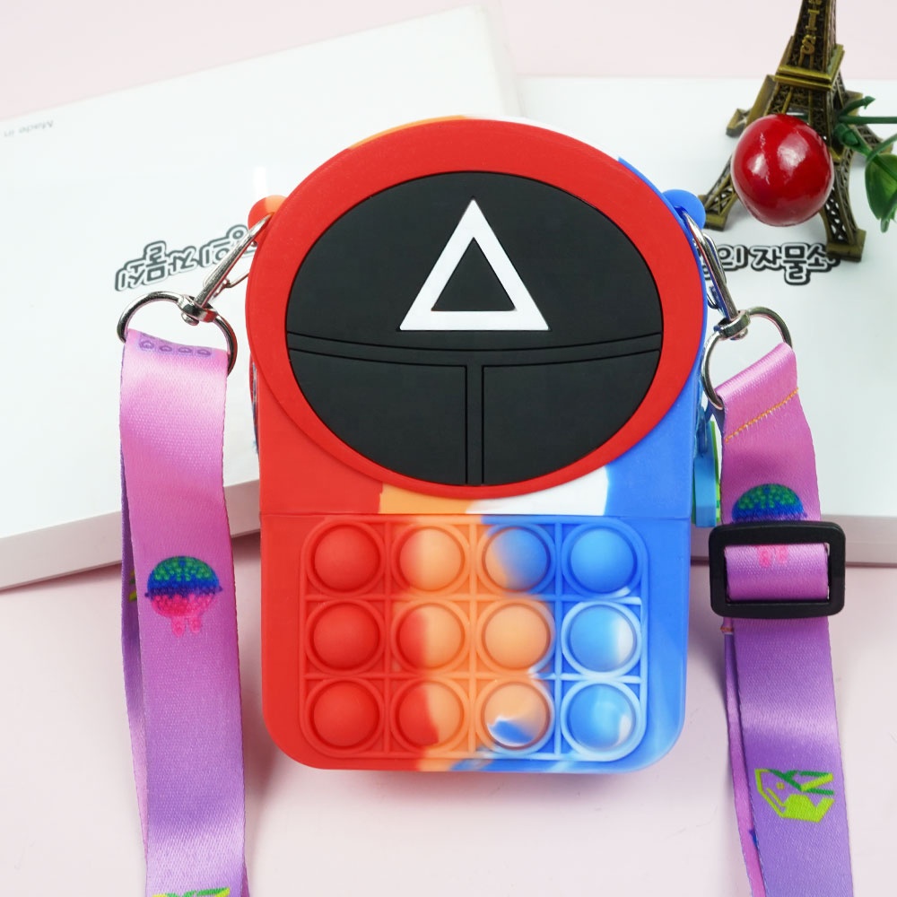 2022 Amazon Hot Sale New Squid Game Cute Fancy Silicone Earphone Pouch Coin Purse Fidget Popper Up Bubble Crossbody Shoulder Bag