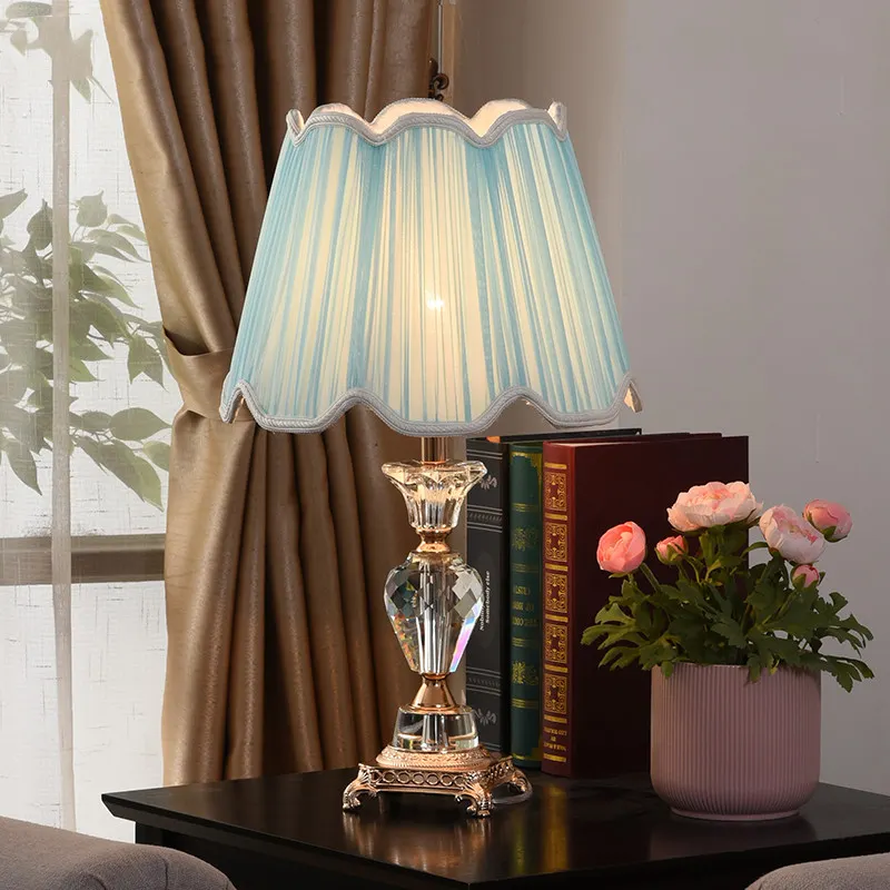 Hot selling Modern Crystal Table Lamp LED Luxury Creative Decorative for Home Living Room Office Bedroom Hotel