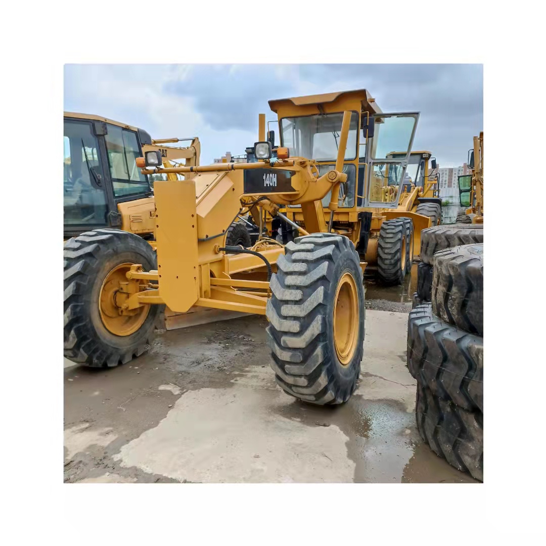 Б/у грейдер caterpillar grader CAT 140H в хорошем состоянии