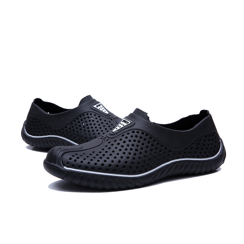 wholesale 2021 summer High Quality Crocse Men casual plain garden Shoes Beach Sandal fishing Wading shoes