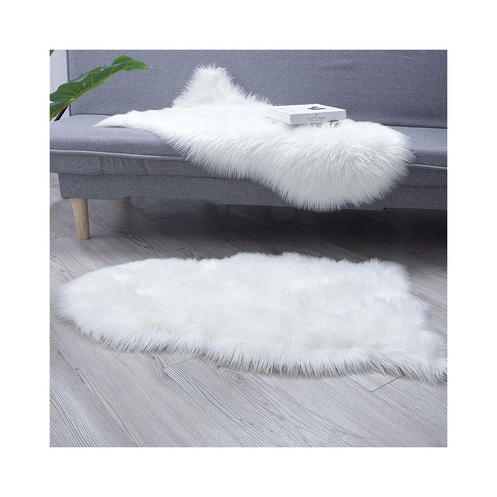 Irregular Super Soft Plush Bedroom Carpet Luxury Faux Fur Carpet For Living Room