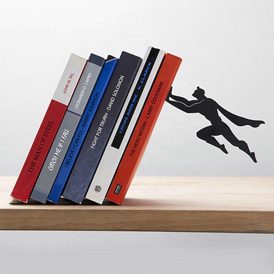 Черная металлическая подставка для книг, уникальная Подставка для книг, настольная подставка, подарки для любителей книг, классный держатель для книг с супергероем