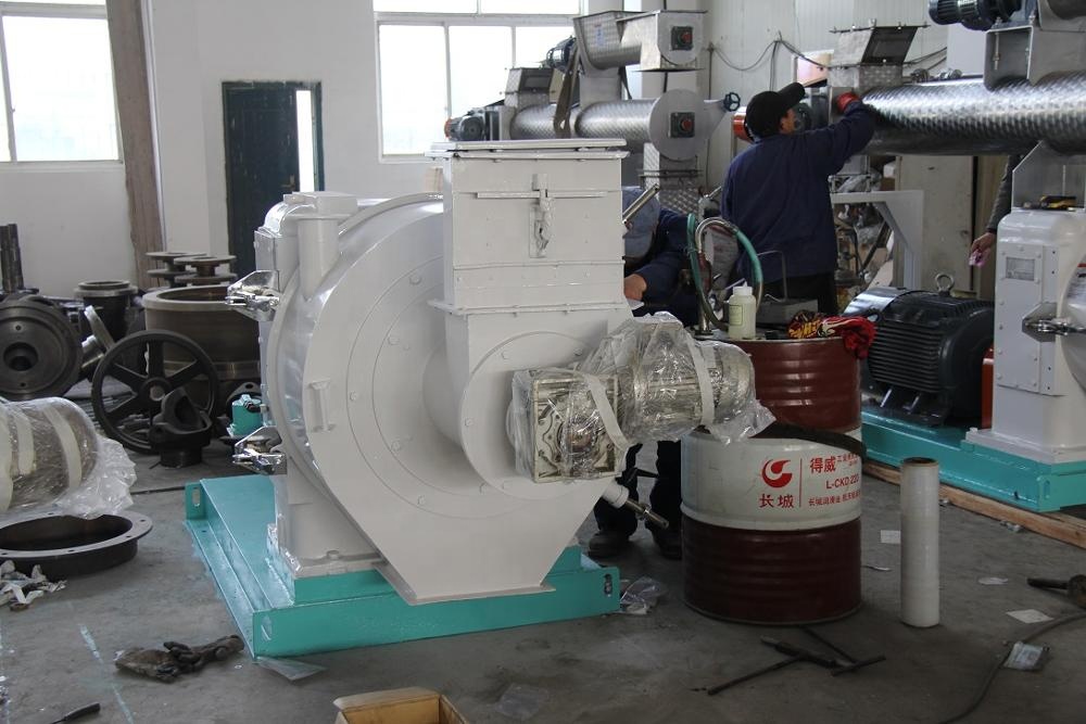 Rongda RD 2 t/h 132kw Горизонтальное кольцо die пшеничный гранулятор соломы