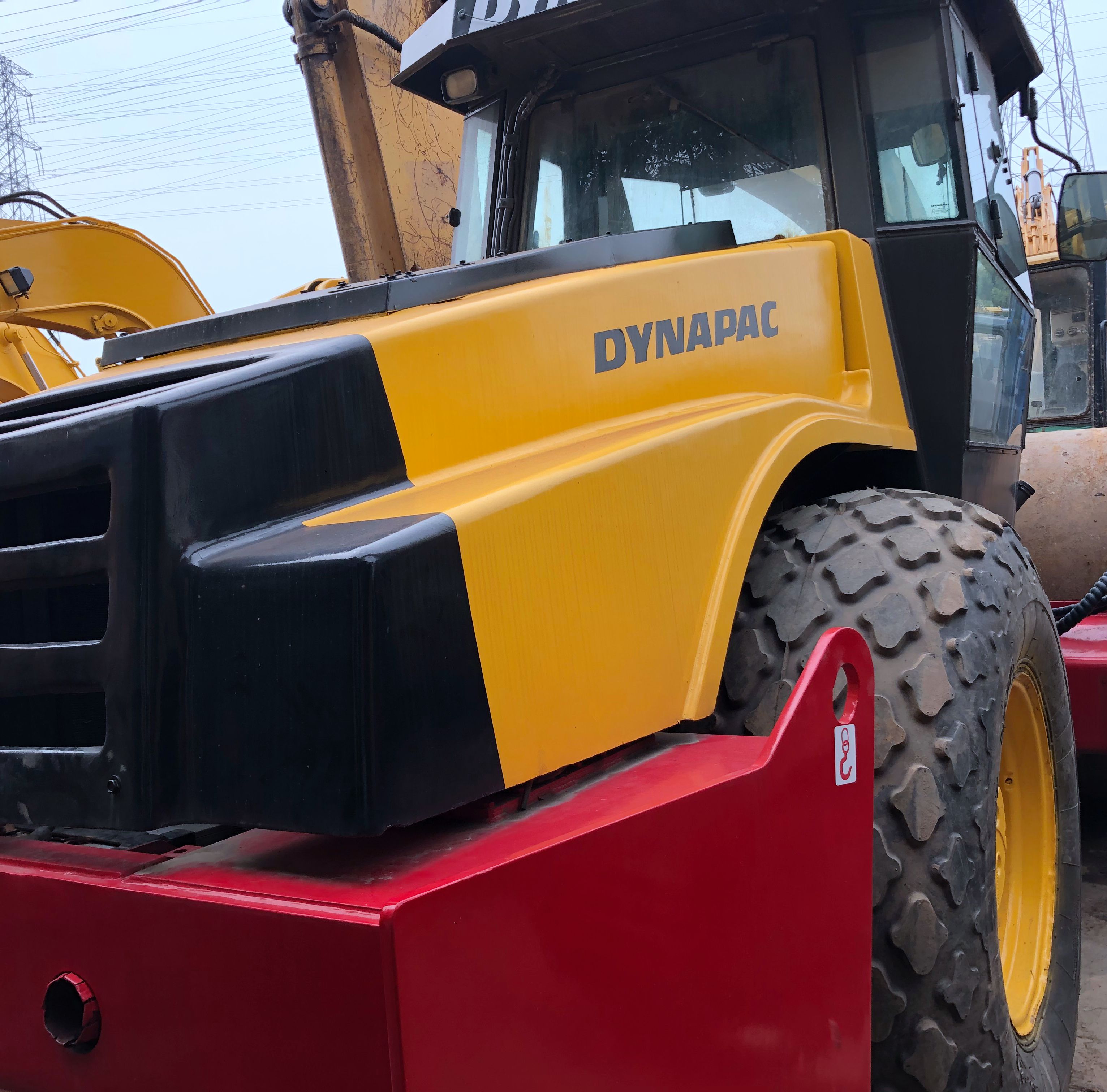 Подержанный большой дорожный каток Dynapac CA602D для продажи, вибрирующий двухбарабанный асфальтовый каток