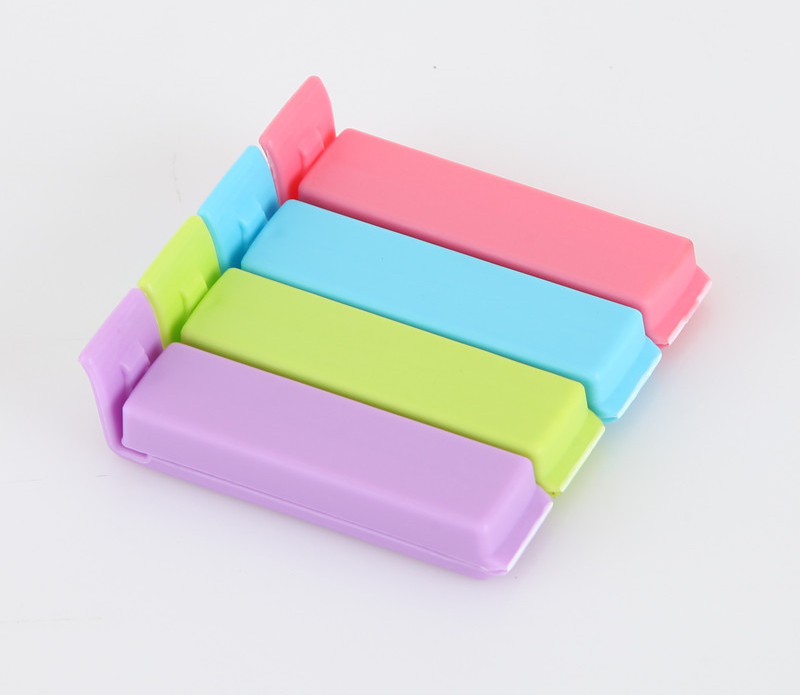 Custom plastic kitchenware food bread bag sealing clip for promotion Small Packaging Coffee Bread Plastic Food Bag Sealer
