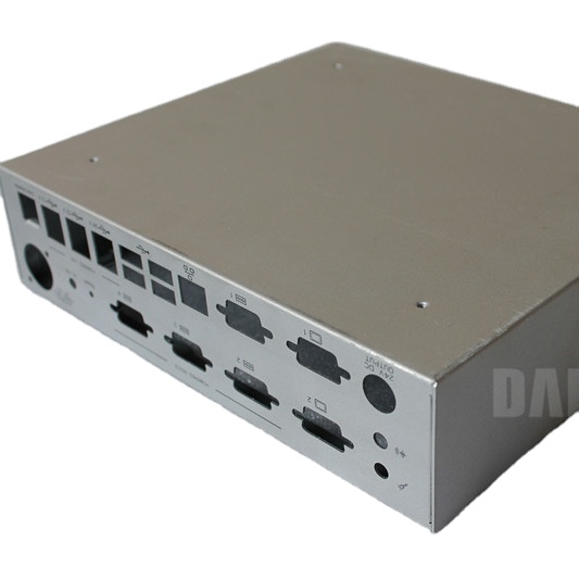 CNC подвергая механической обработке часть OEM изготовленный на заказ низкообъемный cnc обслуживание вырезывания