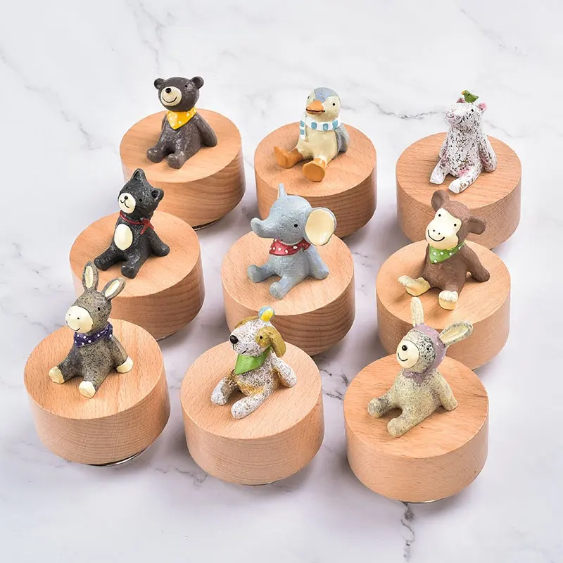 Creative Music Box Home Decoration Cute Animals Wind up Wooden Music Box for Gift