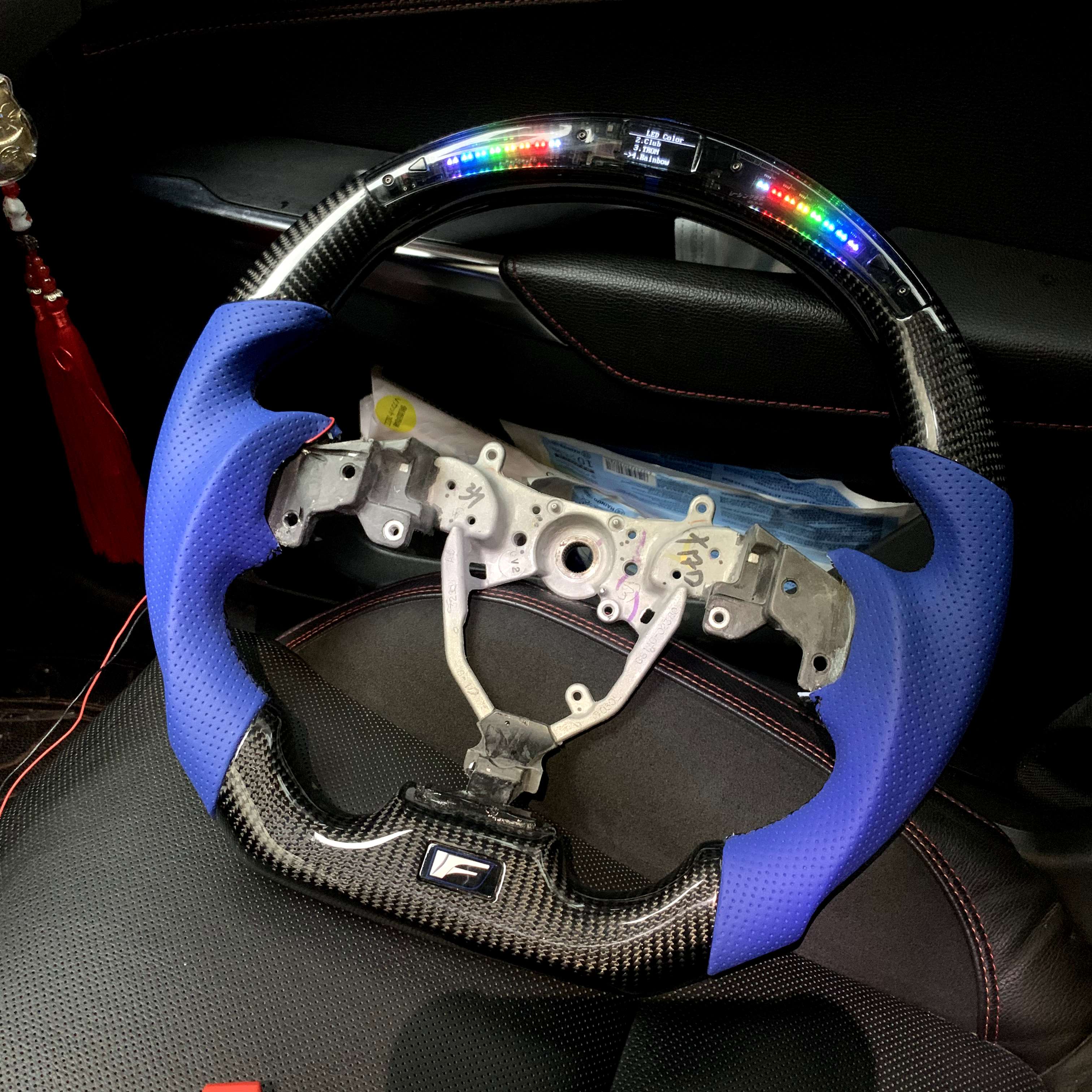 Цена от производителя со светодиодом на руль из углеродного волокна для Lexus IS250 RCF