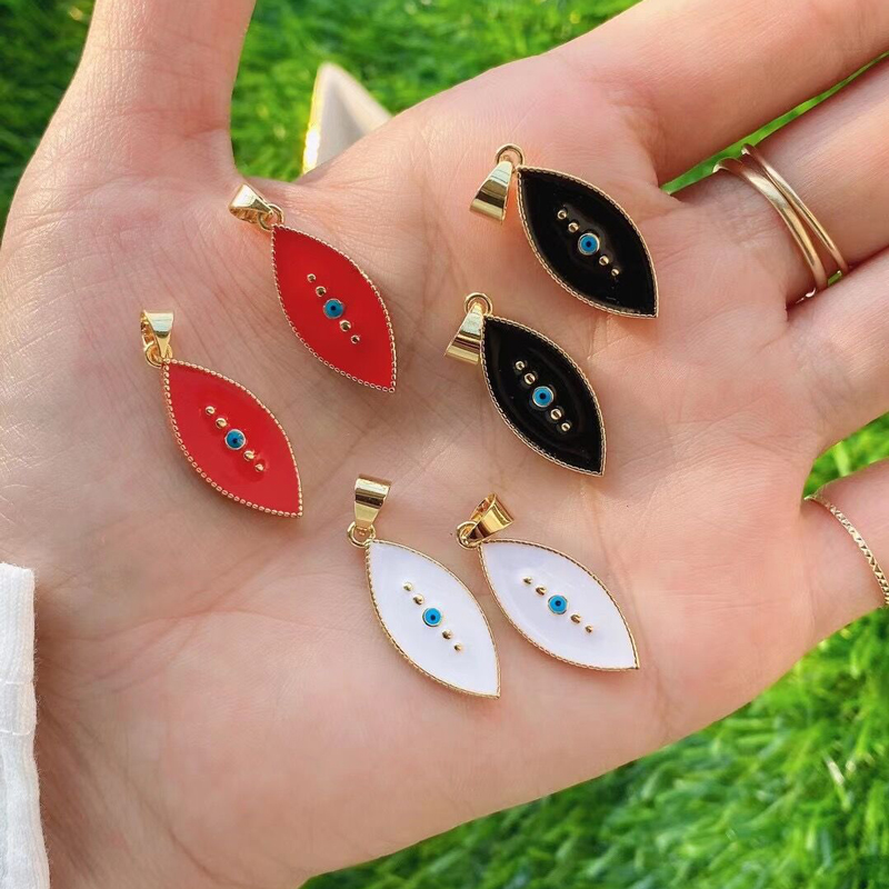 Wholesale Eyes Pendant necklace Enamel Eye Pendant Necklace Elegant Necklace For Women DIY Jewelry