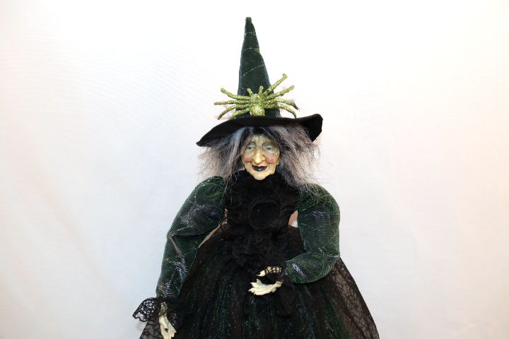 2021 New Halloween Theme Party Horror Atmosphere Old Witch Elf Cloth Doll Table Home Decoration
