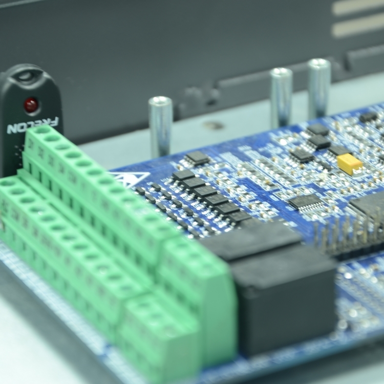 FRECON PV500 Серия DC to AC Солнечный водяной насос инвертор с функцией MPPT