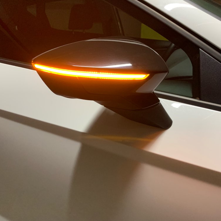 Пара динамических поворотников для Seat Leon III 5F Ibiza KJ Arona, Светодиодные поворотники, боковой зеркальный световой индикатор 2013 2014 2015 2017 2018