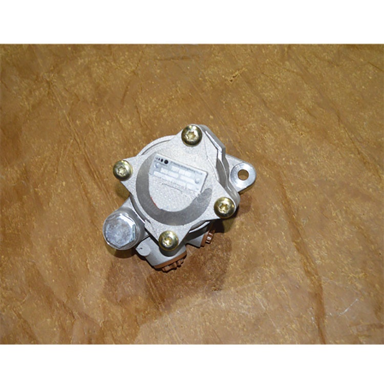 SAIC Hongyan 682 серии C9 Eengine 3406-188809 масляный насос рулевого управления