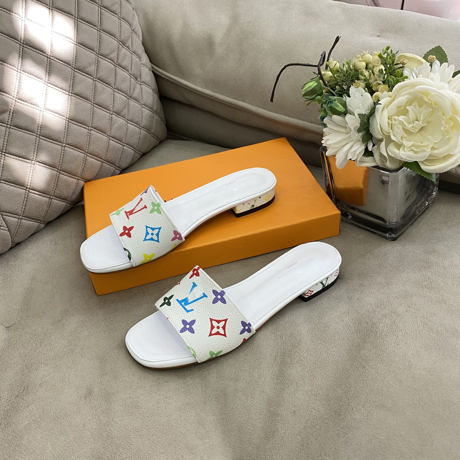 New arrival Designer brand ll slipper outdoor outdoor casual slides soft open toe flat man sandals