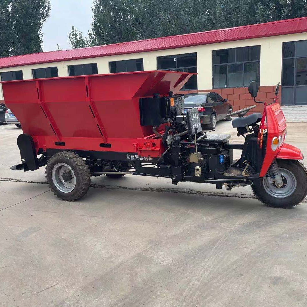 Hydraulic greenhouse orchard farmland driving three-wheeled fertilizer spreader