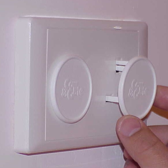 Safety Guard Protection Anti Electric Shock Plugs Protector Cover New UK Power Socket Electrical Outlet Baby Kids Child
