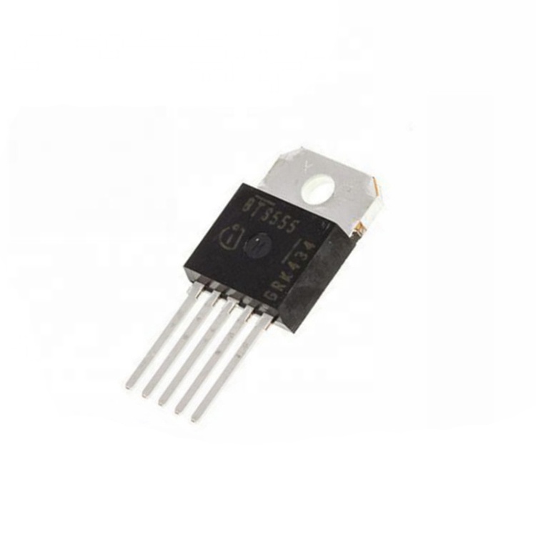 Большое IC hiside выключатель питания TO218AB IC BTS555