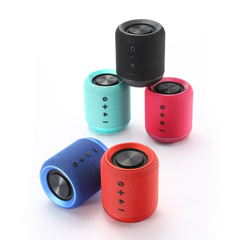 Большой звук бас bluetooth динамик беспроводной портативный bluetooth динамик с 1800mah перезаряжаемой батареей