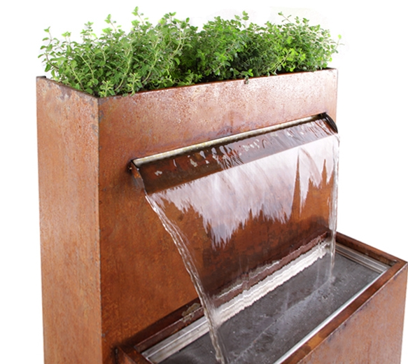 Стальной садовый фонтан corten